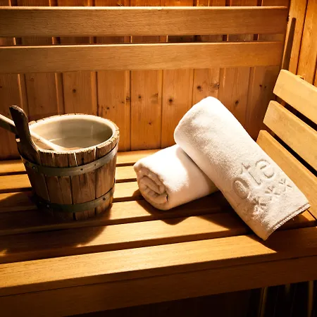 Acta Arthotel Hotel 4*