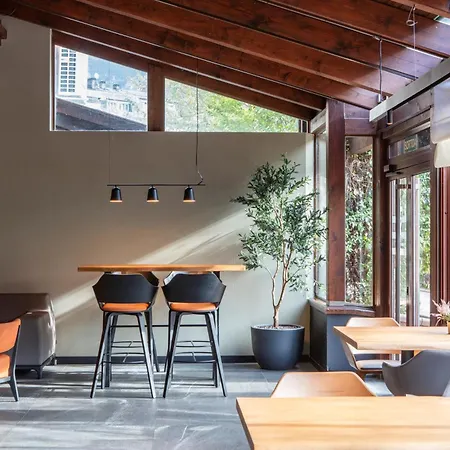 Acta Arthotel Hotel